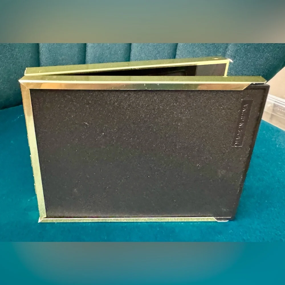 Gold Foldable Calendar & Picture Frame